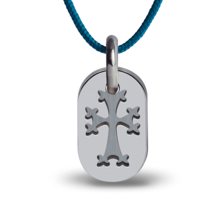 Pendentif croix arménienne de baptême KHACHKHAR en argent sur cordon de la collection de bijoux pour enfants MIKADO.