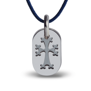 Pendentif croix arménienne de baptême KHACHKHAR en or blanc sur cordon de la collection de bijoux pour enfants MIKADO.